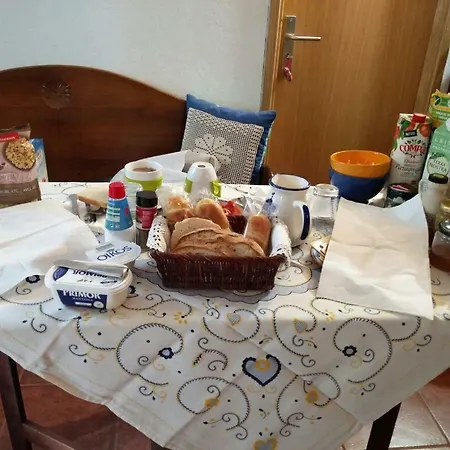 Casa De Amigos * Monsanto